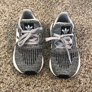 Toddler Lightweight Adidas Sneakers - like new